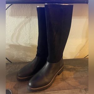 SOLD Caslon Boots - 9.5